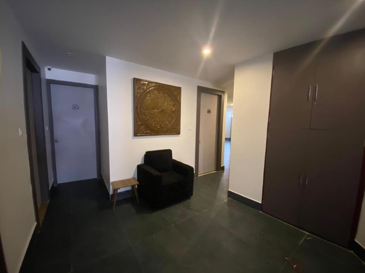 Hotel Abode Шиллонг Экстерьер фото