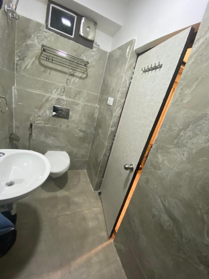 Hotel Abode Шиллонг Экстерьер фото