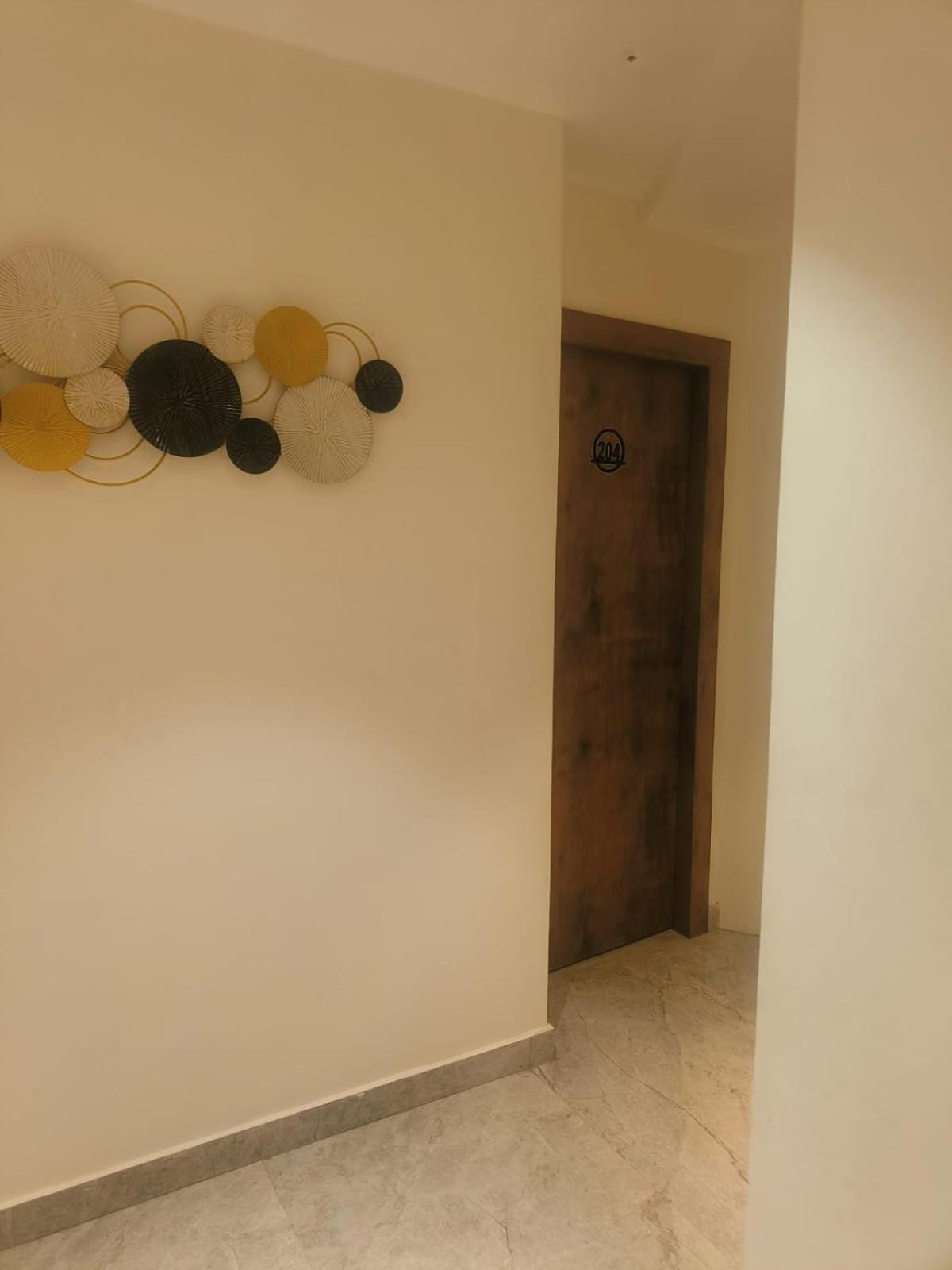 Hotel Abode Шиллонг Экстерьер фото